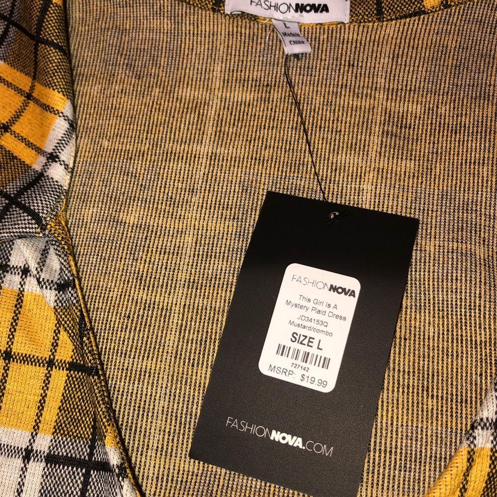 Mystery girl dress - Picture 3 of 5